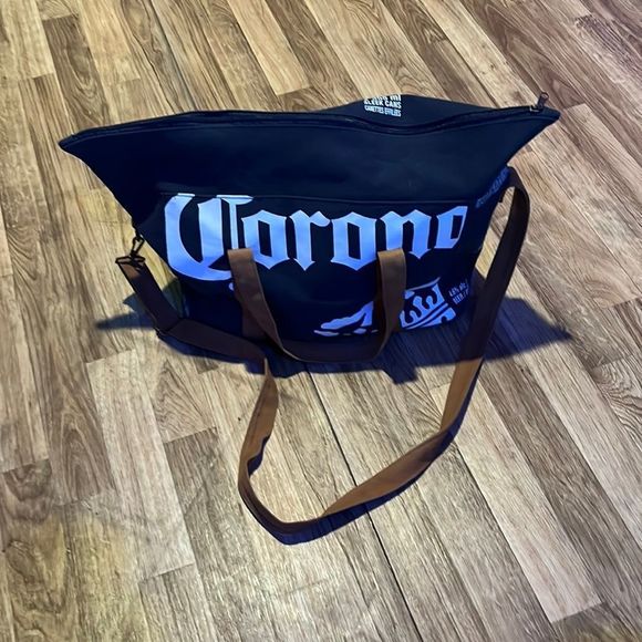 CoronaβbeachΒ tote - Picture 1 of 5
